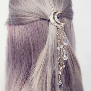 SOLD ON M / Rose Gold Crescent Moon Crystal Clip